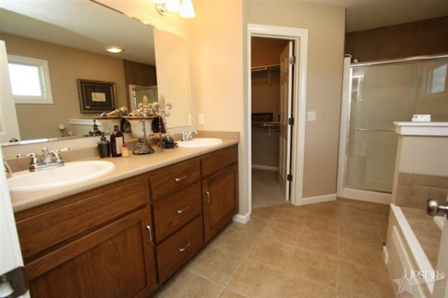 11103 Kress Road Roanoke, IN 46783 - Photo 16 of 30 Gallery Image 16