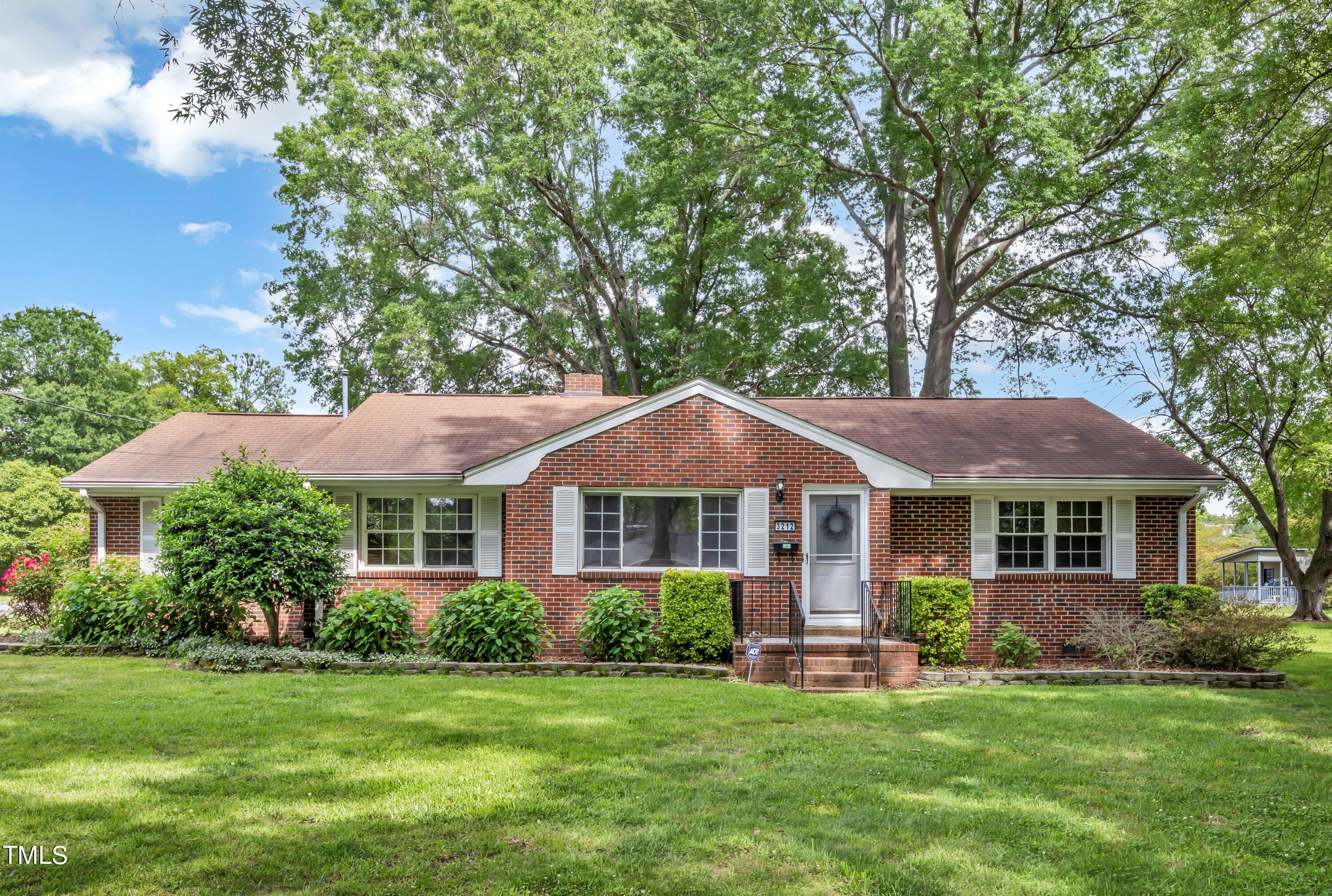 3212 Winston Road Durham, NC 27704 - Photo 1 of 34 IMG_8894
