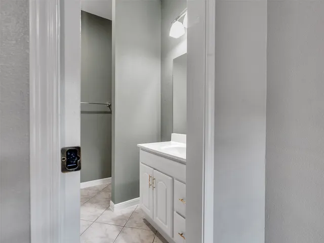 $3,900 | 17275 Northcrest Circle, New Caney, TX 77357