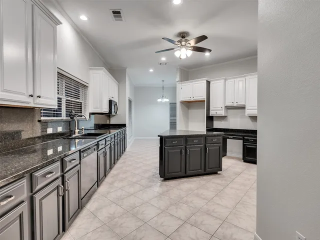 $3,900 | 17275 Northcrest Circle, New Caney, TX 77357