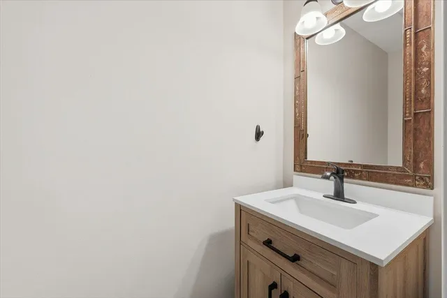 $644,900 | 10 Hemlock Street, Unit 3, Hampton, NH 03842