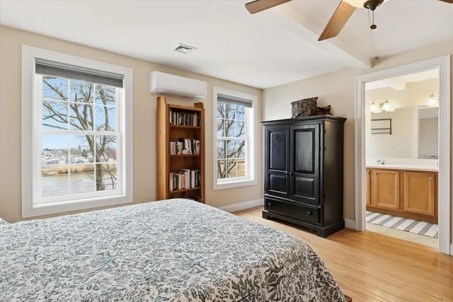 $644,900 | 10 Hemlock Street, Unit 3, Hampton, NH 03842