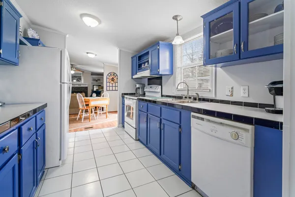 $349,900 | 854 Grouper Court, Murrells Inlet, SC 29576