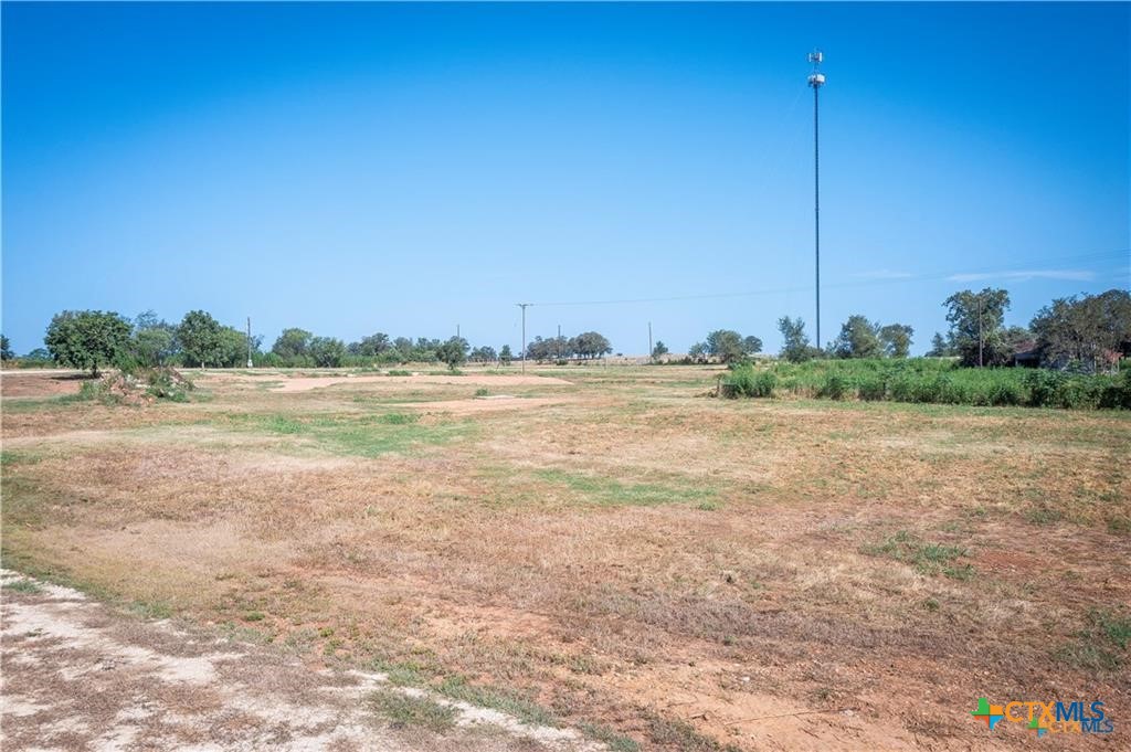 14294 Us Highway Gonzales, TX 78629 - Photo 3 of 6