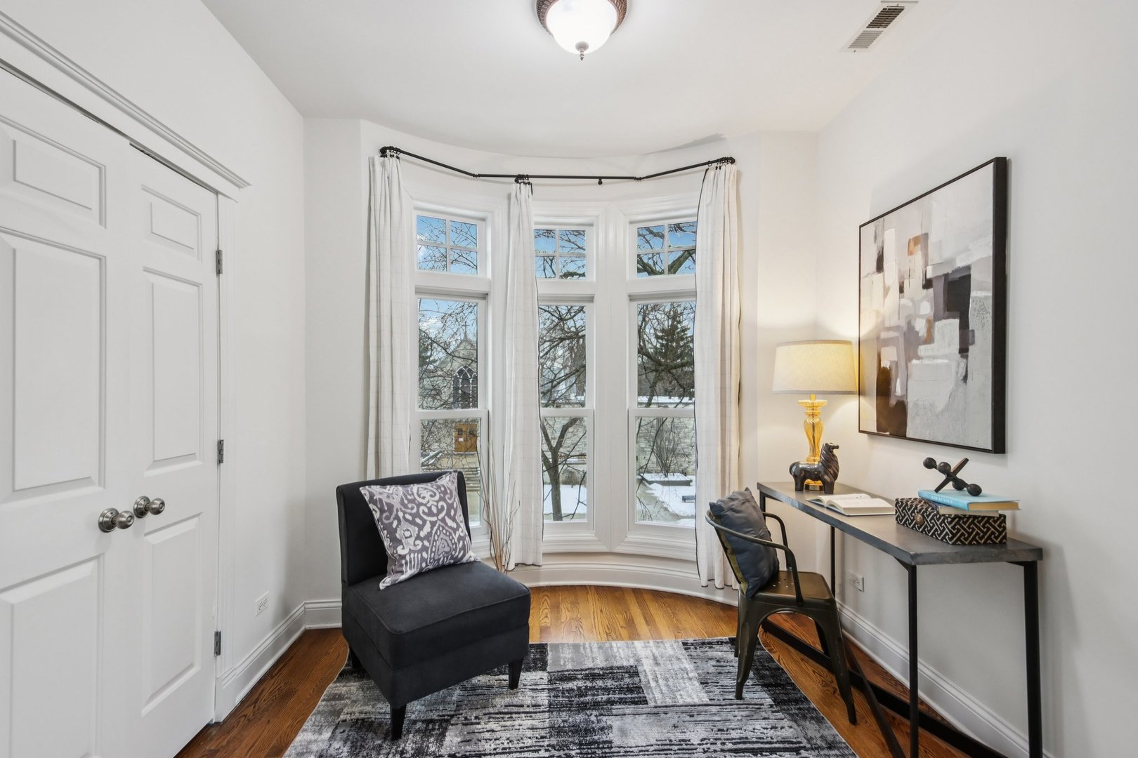 532 Wesley Avenue, Unit WEST Evanston, IL 60202 - Photo 12 of 29