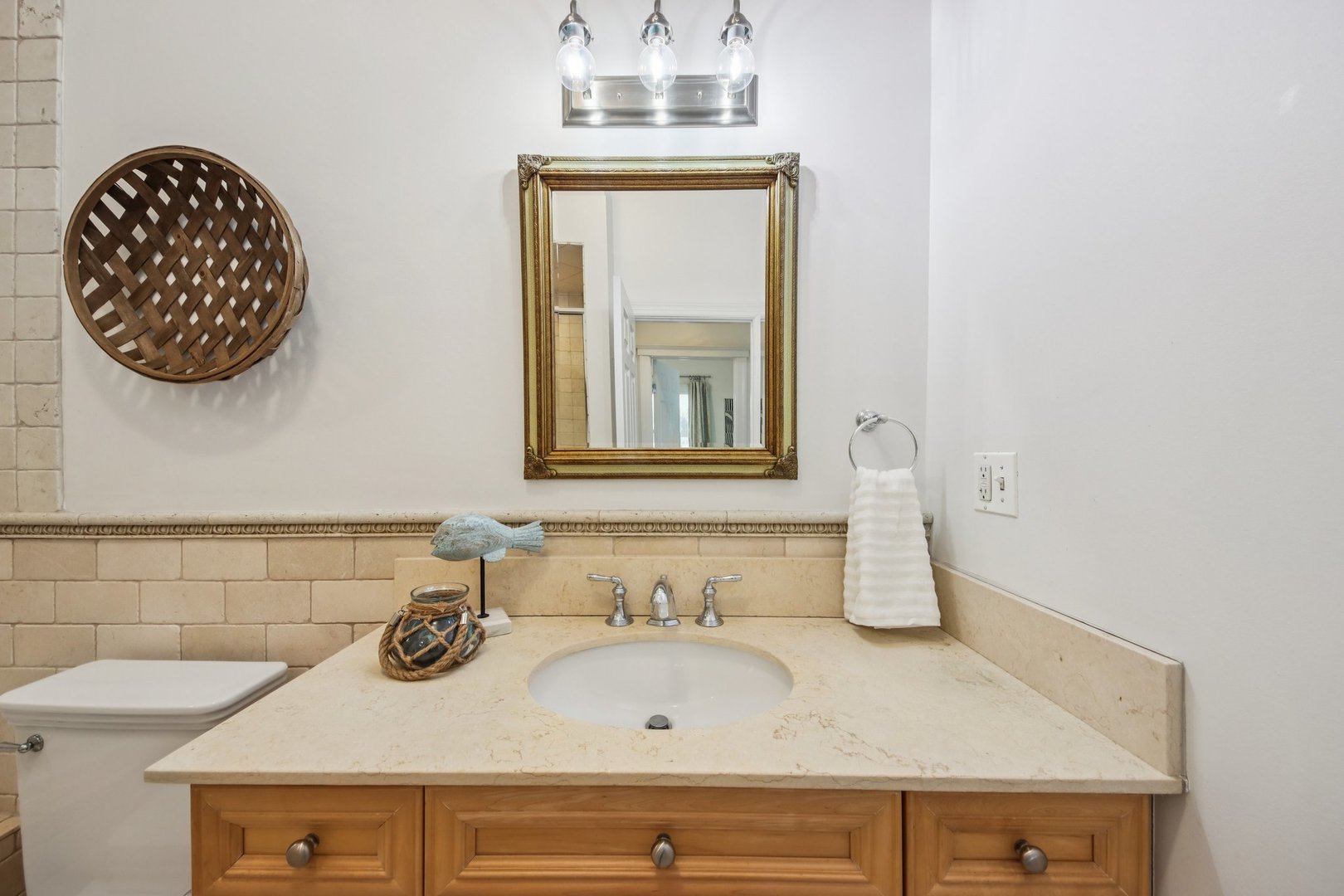 532 Wesley Avenue, Unit WEST Evanston, IL 60202 - Photo 23 of 29