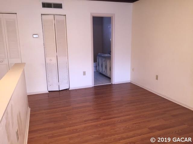 711 Southwest 75th Street, Unit 207 Gainesville, FL 32607 - Photo 7 of 10