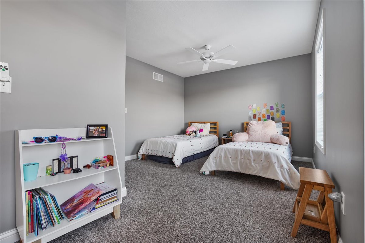 1727 Eide Road Bloomington, IL 61704 - Photo 26 of 40