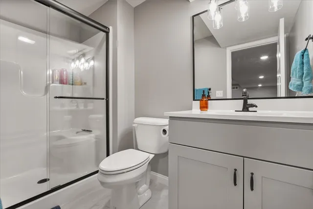 $415,000 | 1727 Eide Road, Bloomington, IL 61704