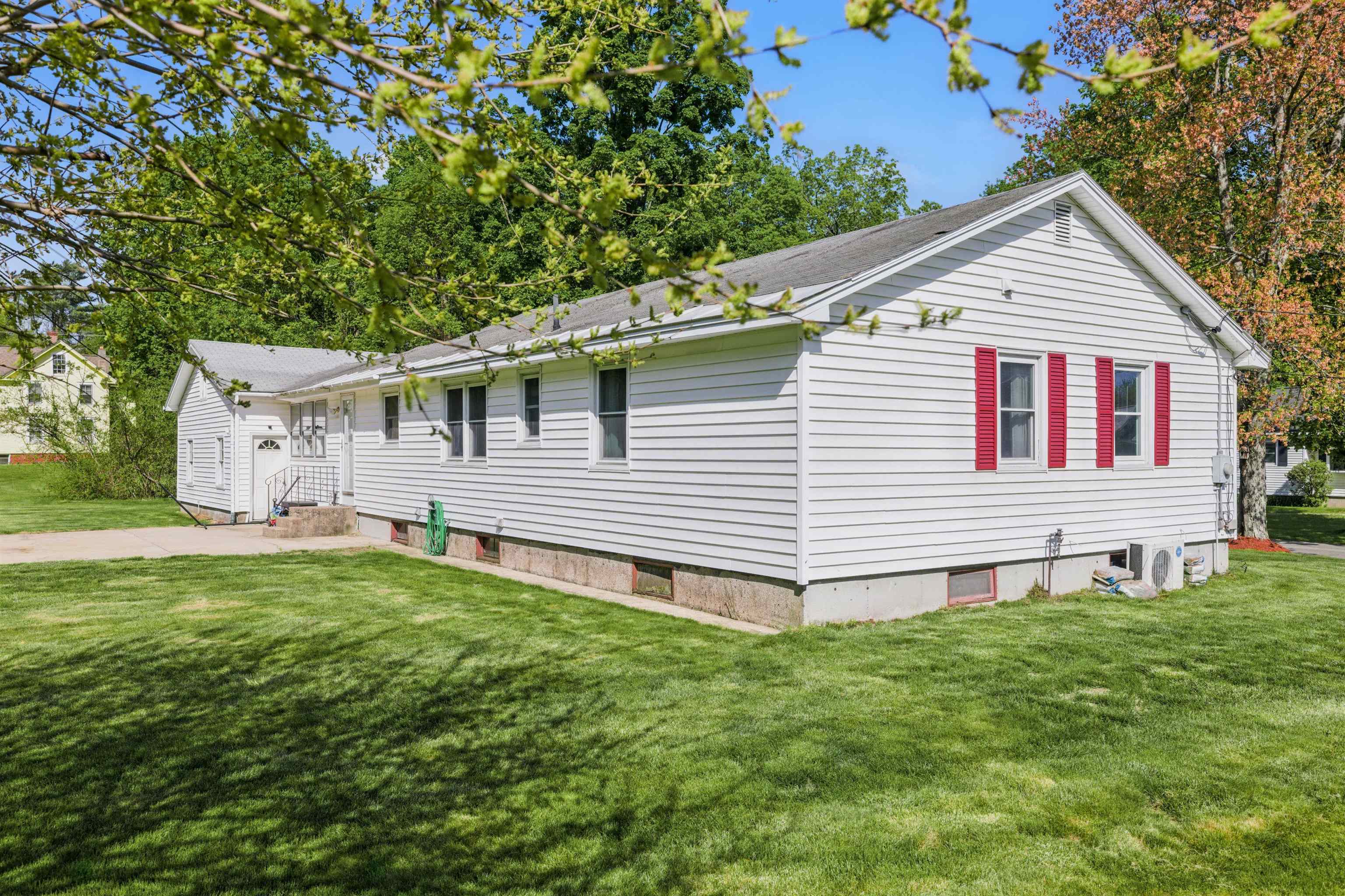 6 Wheeler Street Merrimack, NH 03054 - Photo 5 of 53 Gallery Image 5