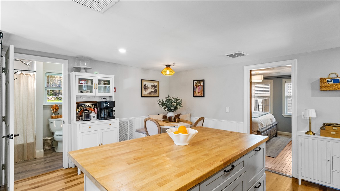 410 Field Hill Road Scituate, RI 02815 - Photo 17 of 38