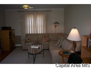 2115 Huntleigh Road Springfield, IL 62704 - Photo 6 of 12