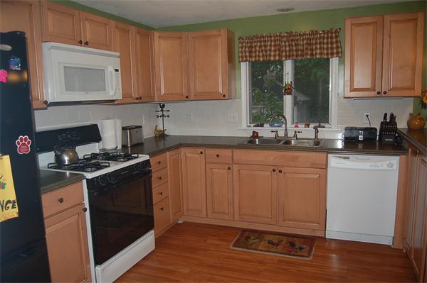 63 Vine Street Woonsocket, RI 02895 - Photo 3 of 20 Gallery Image 3