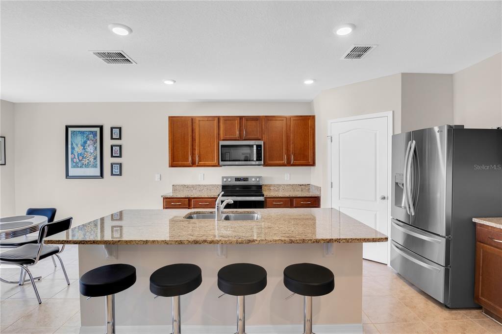 204 Inman Boulevard Winter Haven, FL 33881 - Photo 2 of 32