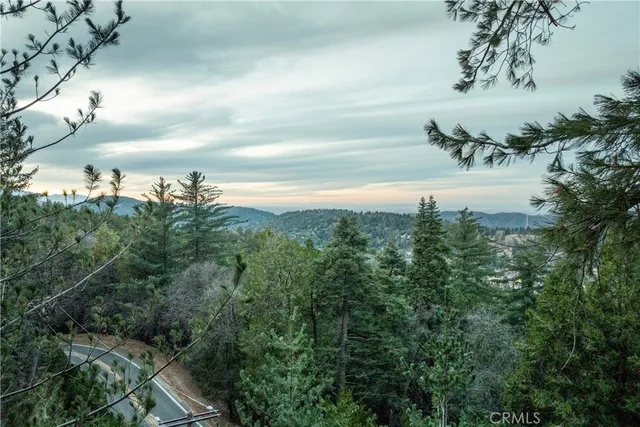 $669,000 | 24032 Skyland Drive, Crestline, CA 92325
