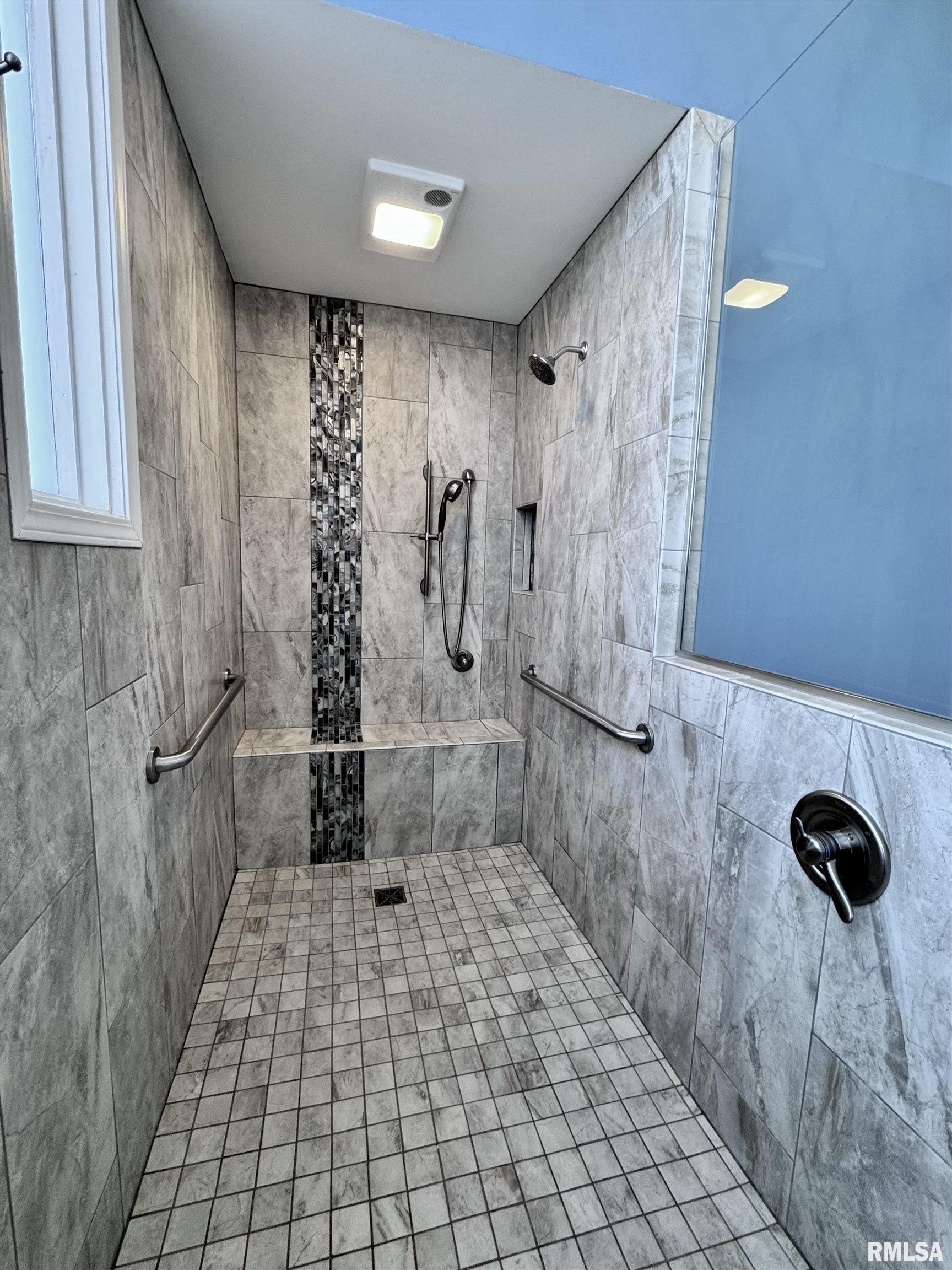 815 East Franklin Street Macomb, IL 61455 - Photo 27 of 38