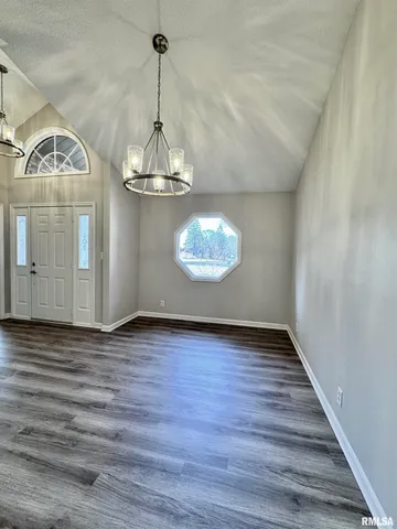 $360,000 | 815 East Franklin Street, Macomb, IL 61455