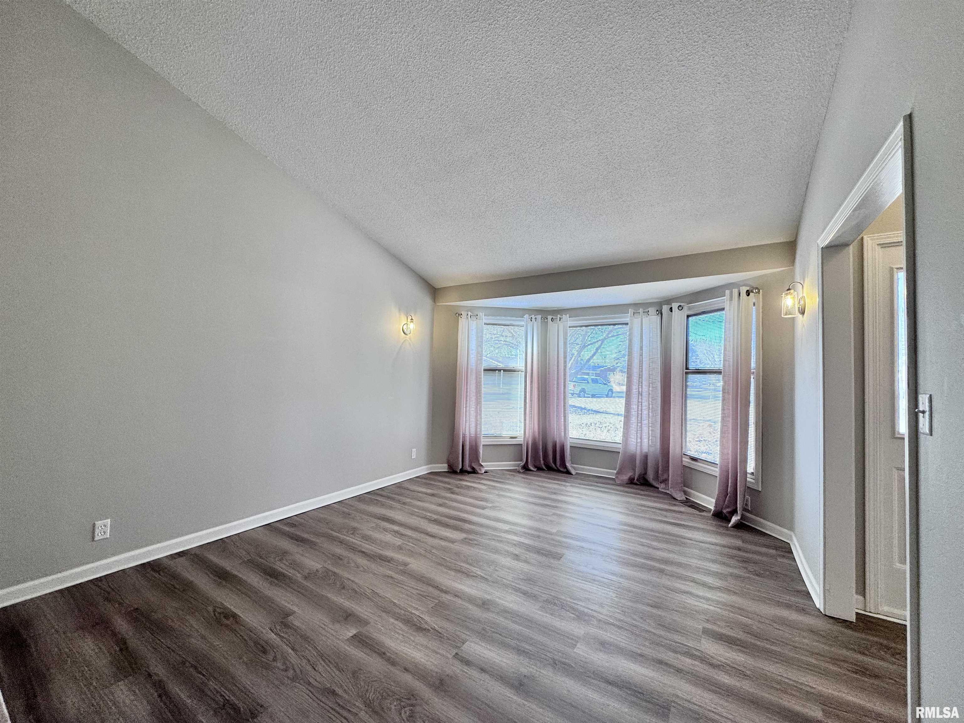 815 East Franklin Street Macomb, IL 61455 - Photo 6 of 38