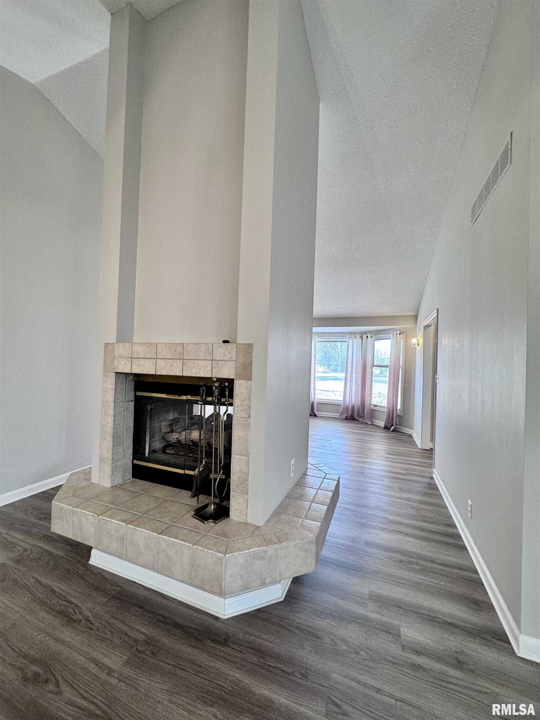 815 East Franklin Street Macomb, IL 61455 - Photo 9 of 38