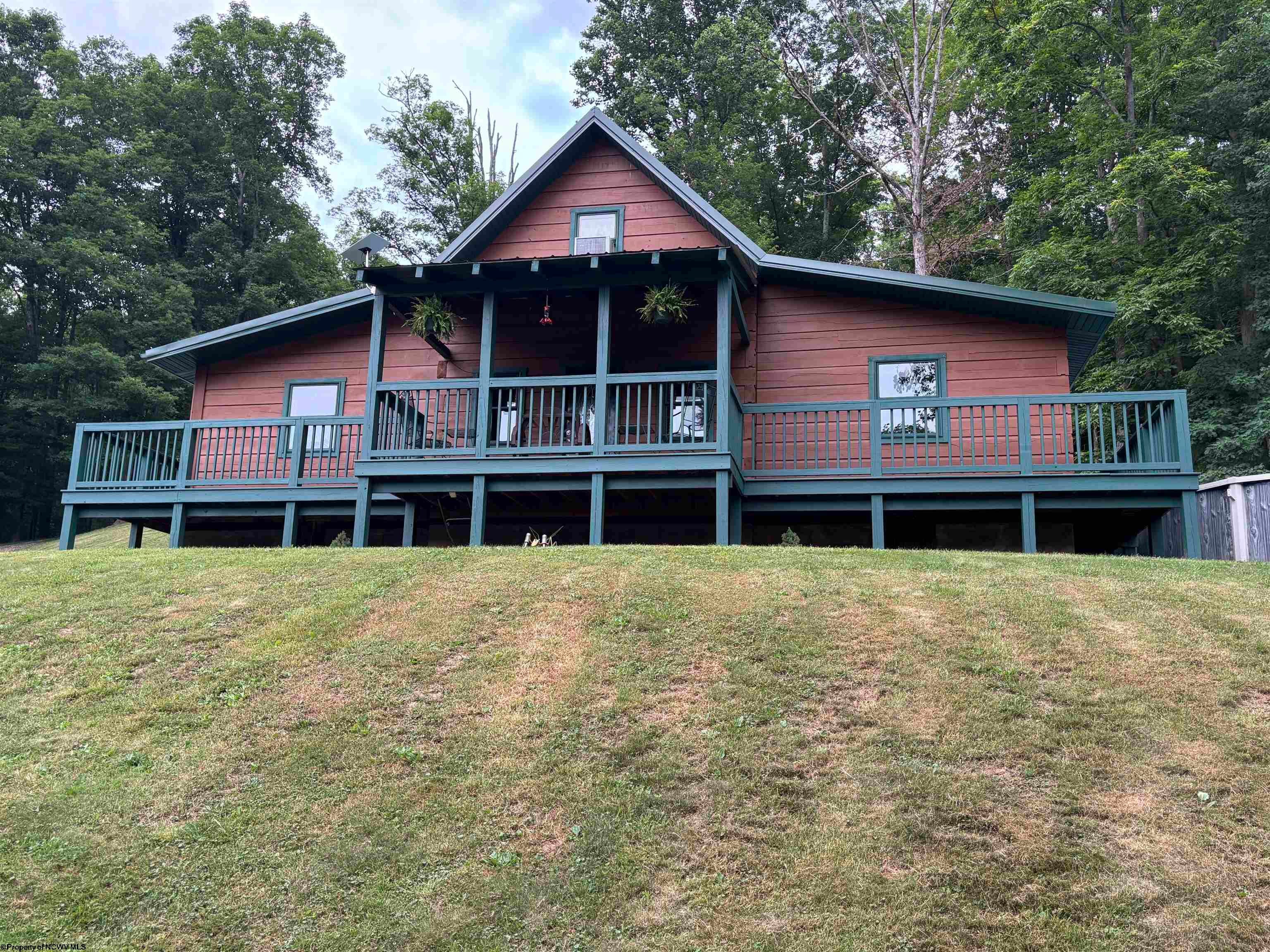 52 Kearns Road Salem, WV 26426 - Photo 1 of 39 Gallery Image 1