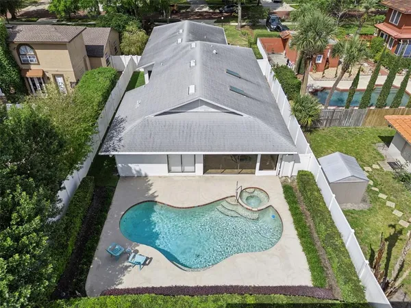 $950,000 | 250 Cortland Avenue, Winter Park, FL 32789