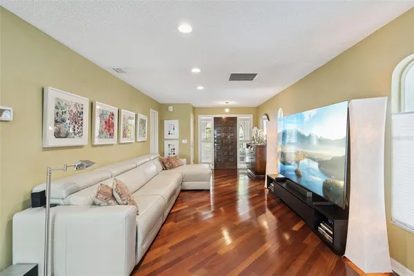 $950,000 | 250 Cortland Avenue, Winter Park, FL 32789