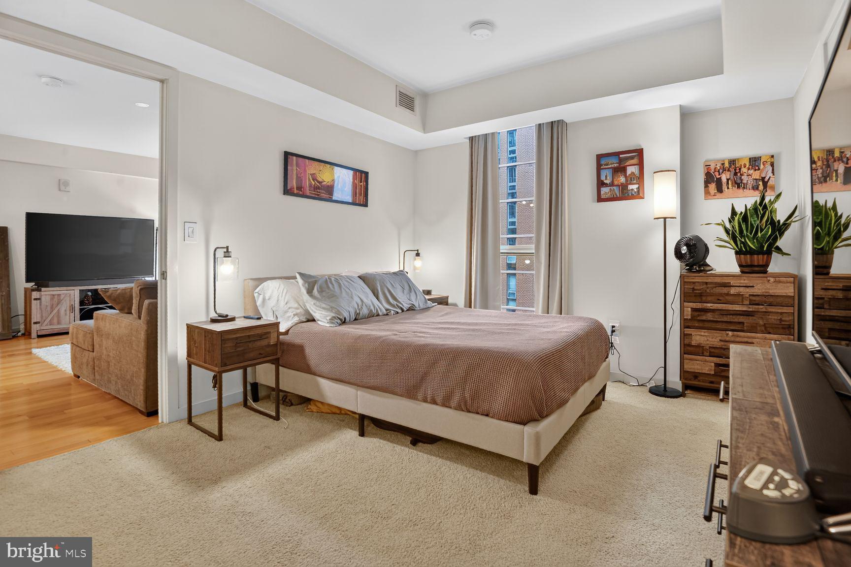 1025 First Street Southeast, Unit 701 Washington, DC 20003 - Photo 13 of 20