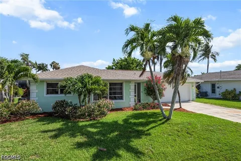 $349,900 | 225 Southwest 45th Terrace, Cape Coral, FL 33914