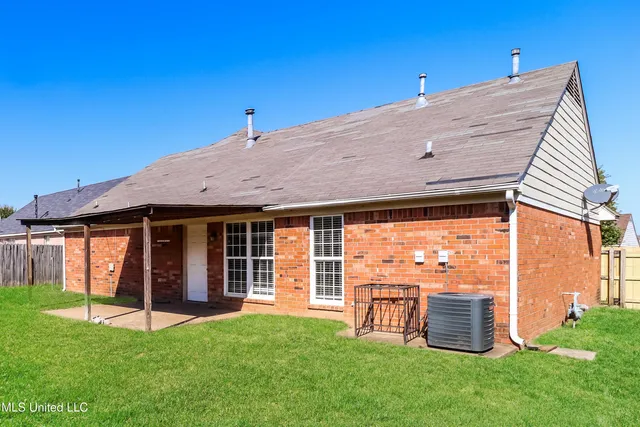 $1,795 | 6677 Kentbrook Drive, Horn Lake, MS 38637