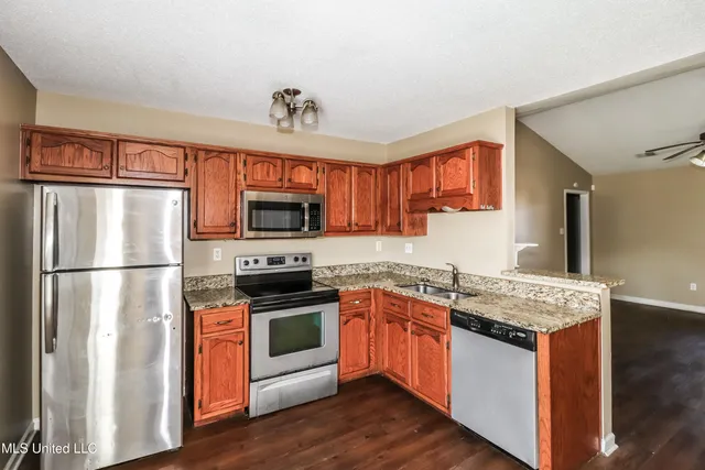 $1,795 | 6677 Kentbrook Drive, Horn Lake, MS 38637