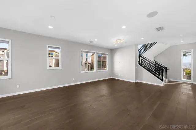 $1,675,000 | 8352 Ridge Court, San Diego, CA 92108