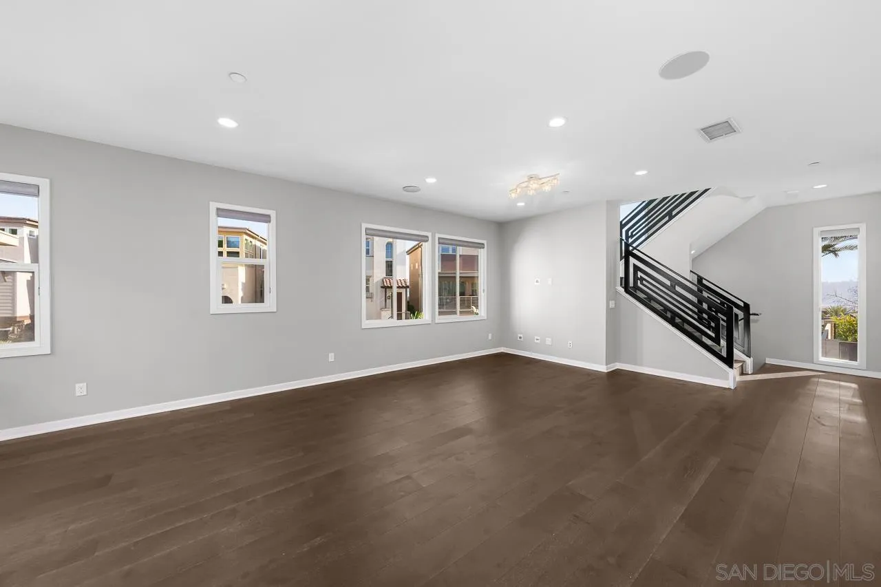 8352 Ridge Court San Diego, CA 92108 - Photo 21 of 68