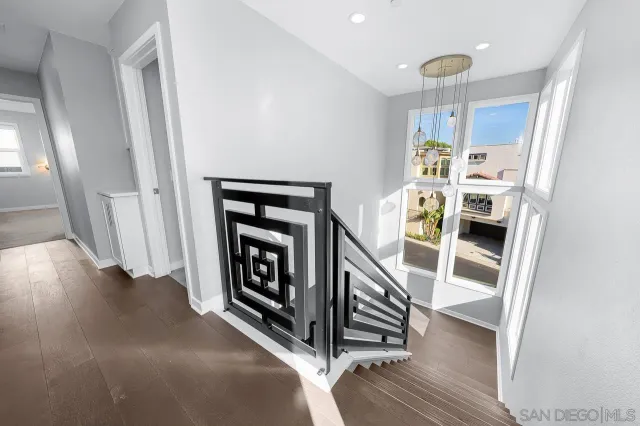 $1,675,000 | 8352 Ridge Court, San Diego, CA 92108