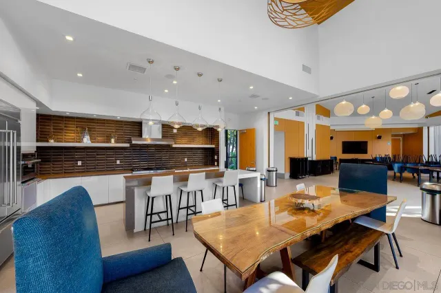 $1,675,000 | 8352 Ridge Court, San Diego, CA 92108