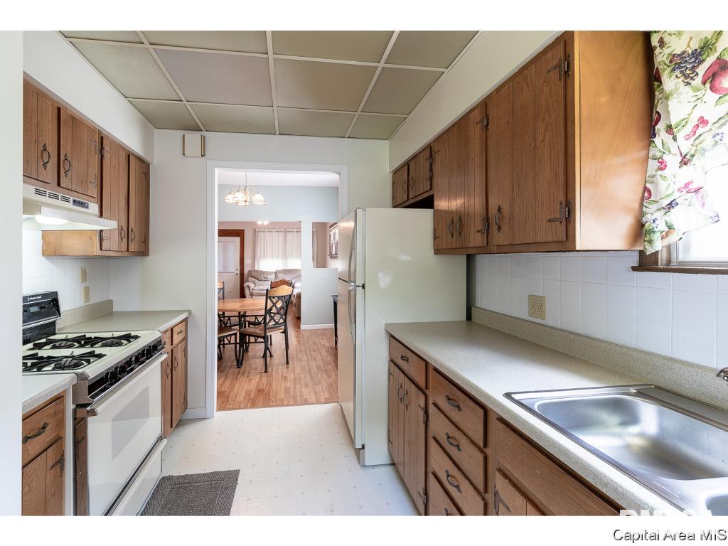 2125 North 7th Street Springfield, IL 62702 - Photo 11 of 26