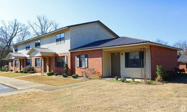 $660 | 103 Pecan Street, Hayneville, AL 36040