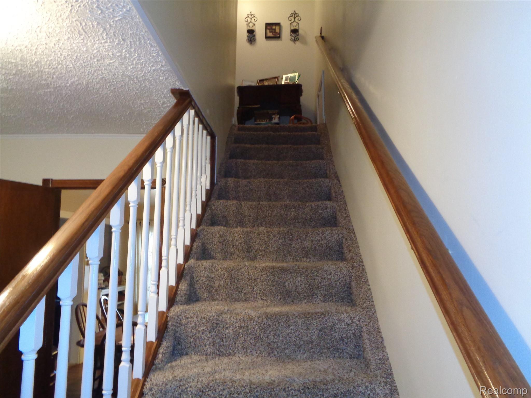14940 Monroe Road Flat Rock, MI 48134 - Photo 23 of 35 DSC01089.JPG