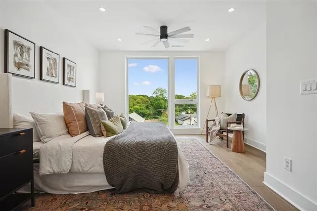 $5,500 | 1570 Flat Shoals Road Southeast, Unit 7, Atlanta, GA 30316