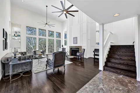 $999,000 | 43 Legend Lane, Houston, TX 77024