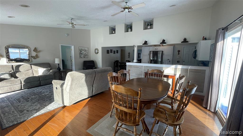 7120 Lapeer Road Davison, MI 48423 - Photo 16 of 48