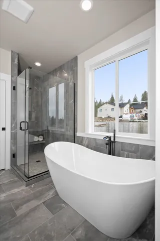 $749,900 | 7009 East Beverly Drive, Spokane Valley, WA 99212