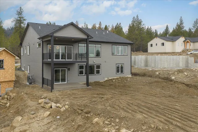 $749,900 | 7009 East Beverly Drive, Spokane Valley, WA 99212