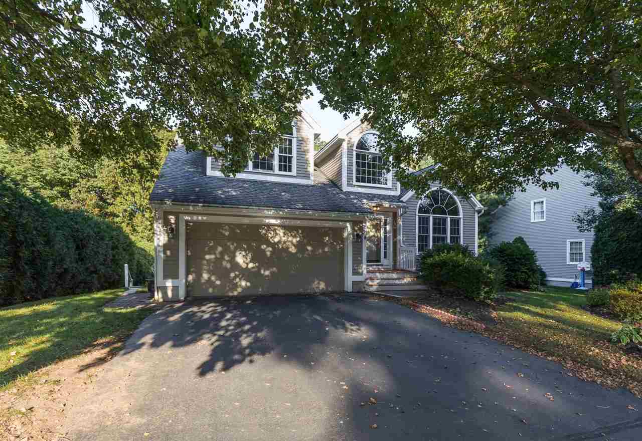 34 Exeter Farms Road Exeter, NH 03833 - Photo 2 of 40
