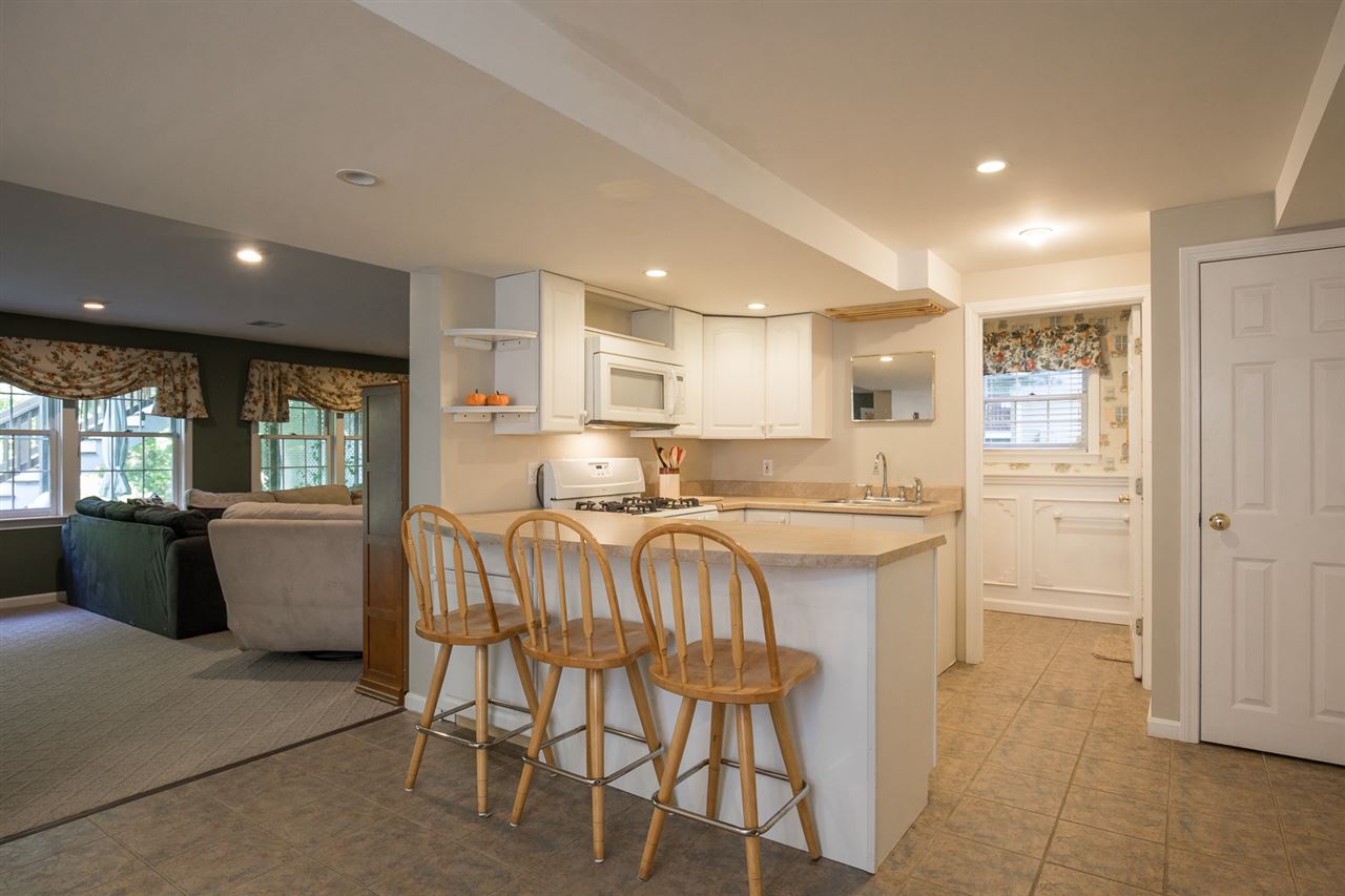 34 Exeter Farms Road Exeter, NH 03833 - Photo 32 of 40