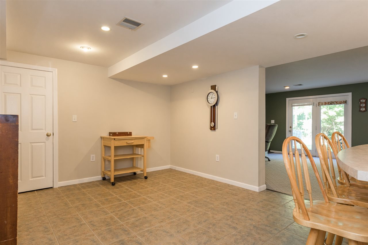 34 Exeter Farms Road Exeter, NH 03833 - Photo 36 of 40