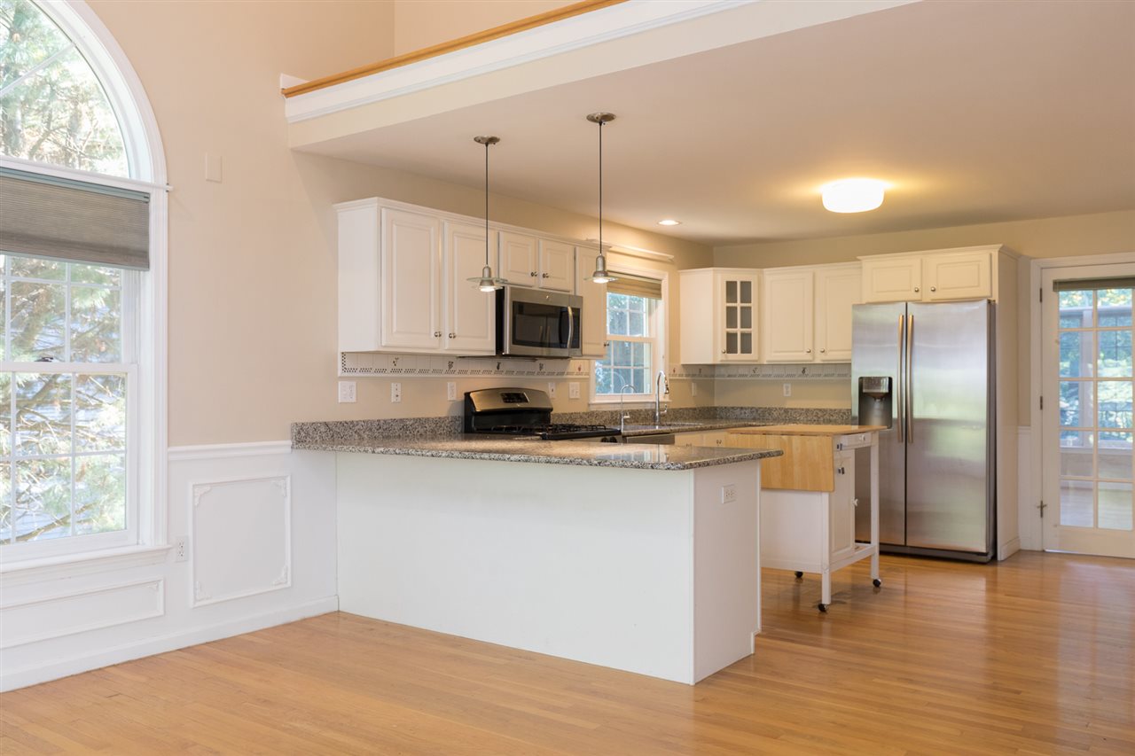 34 Exeter Farms Road Exeter, NH 03833 - Photo 10 of 40