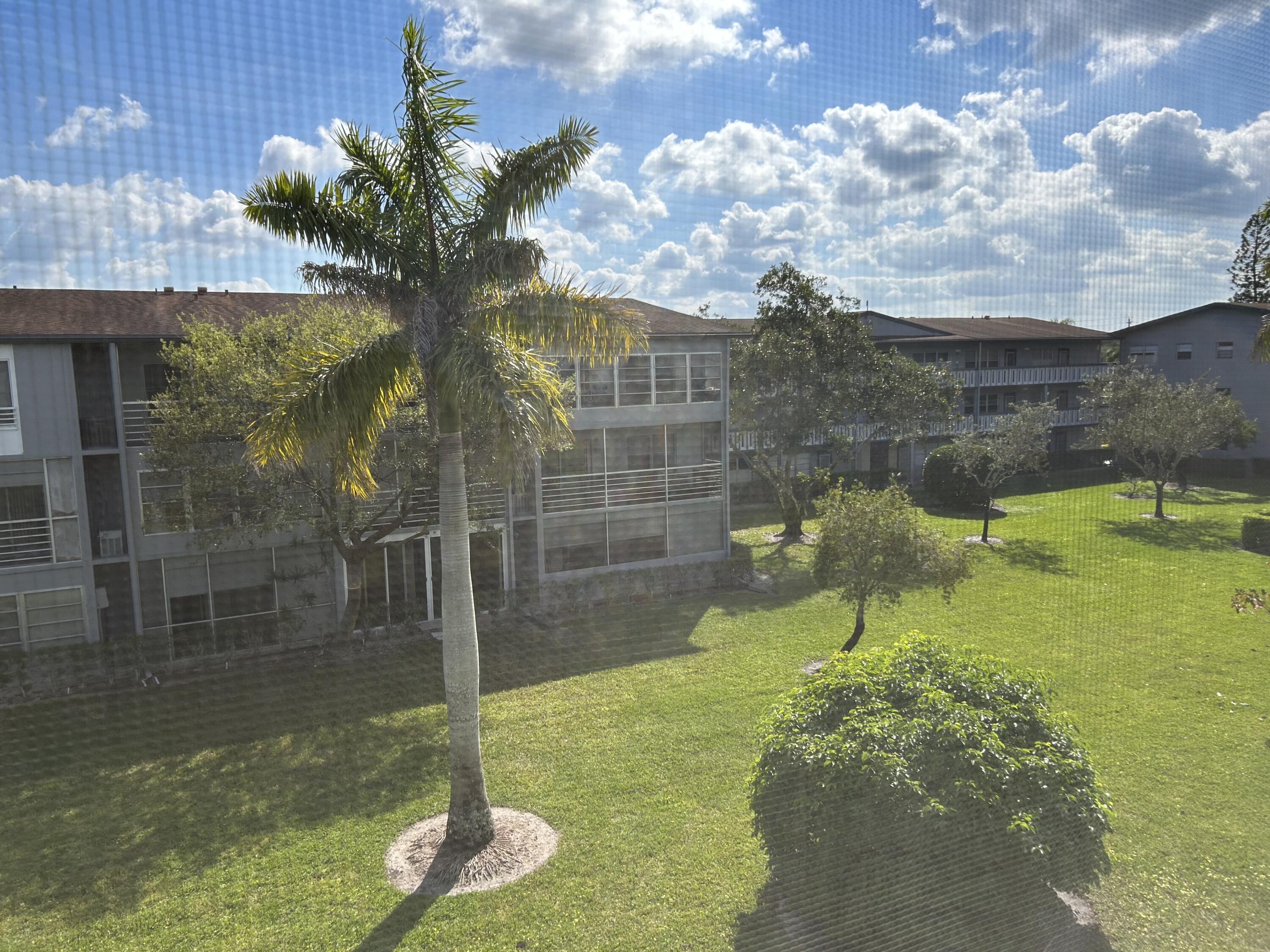 208 Suffolk F, Unit 208E Boca Raton, FL 33434 - Photo 14 of 15 View