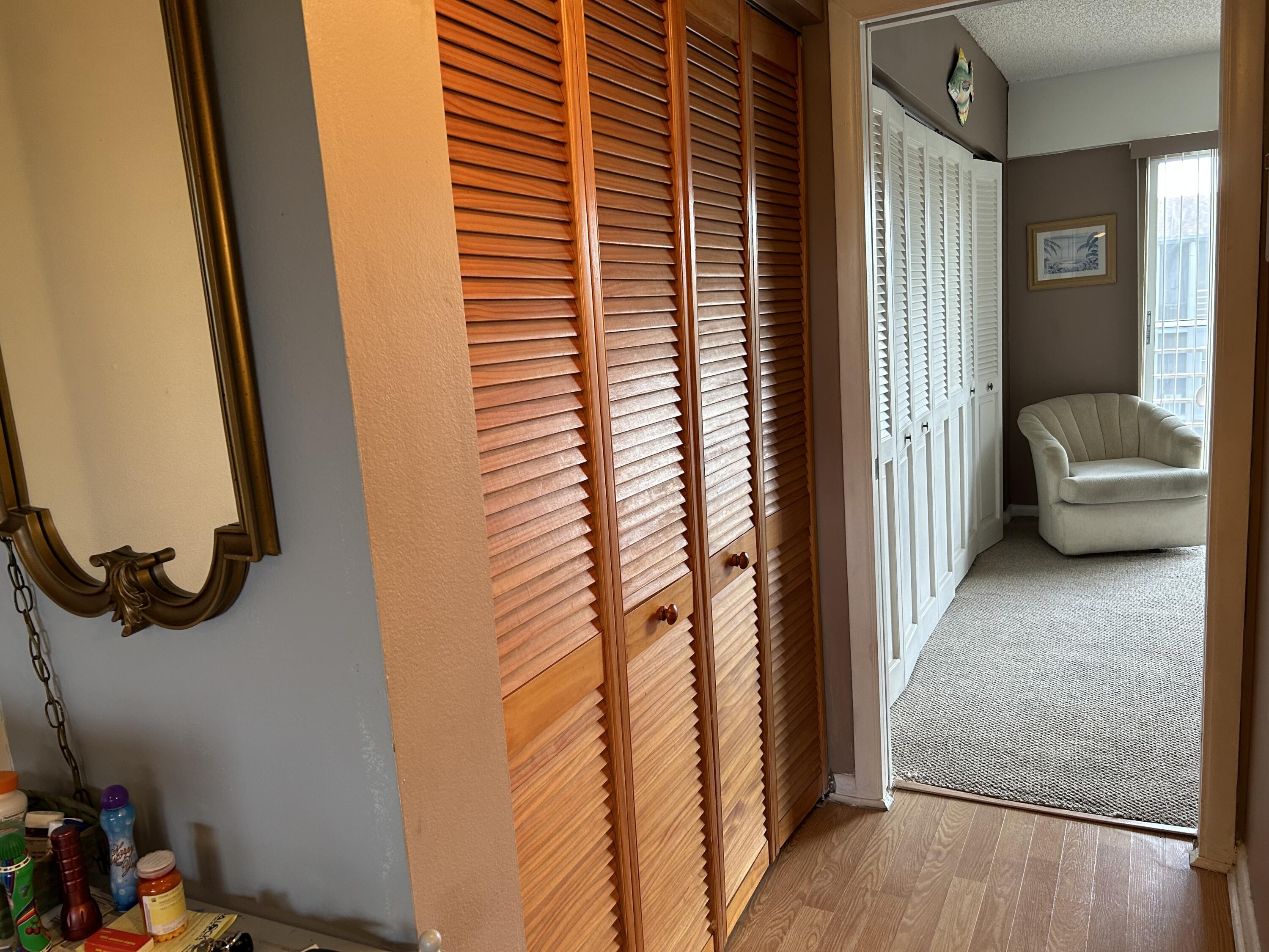 208 Suffolk F, Unit 208E Boca Raton, FL 33434 - Photo 7 of 15 Linen Closet
