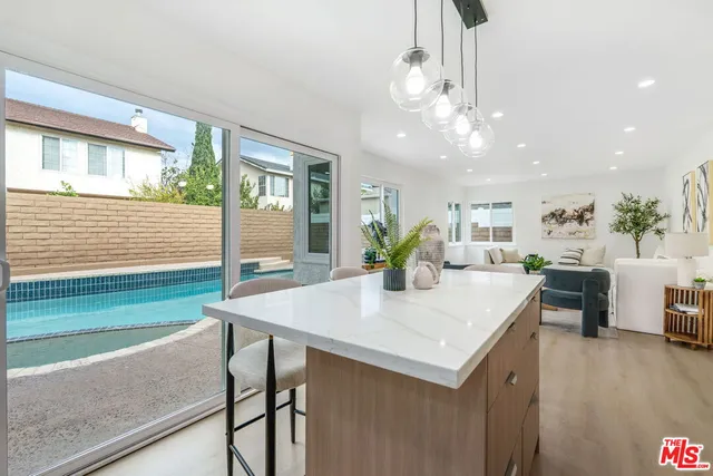 $1,299,000 | 20657 Septo Street, Chatsworth, CA 91311