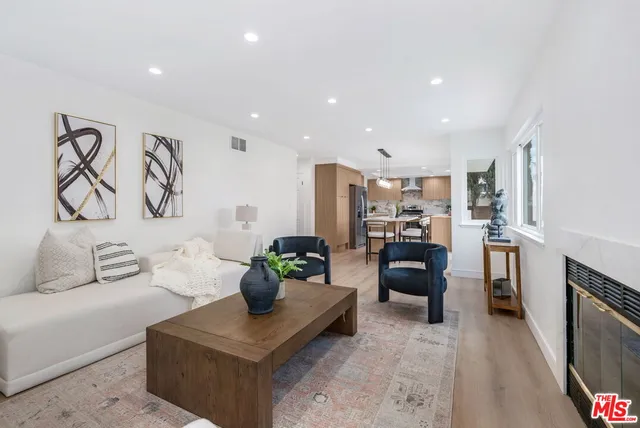 $1,299,000 | 20657 Septo Street, Chatsworth, CA 91311